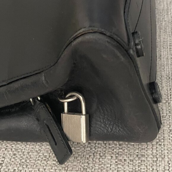 Authentic PRADA Vitello City Tote Black Sleek Leather Medium Size Unisex - Picture 11 of 16
